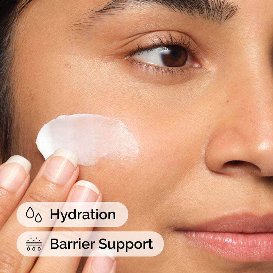 natural-moisturizing-factors-ha-a1 ord-natural-moisturizing-factors-ha-model-application-with-benefits.jpg